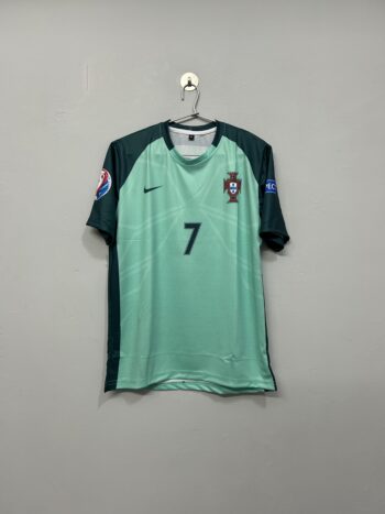 PORTUGAL (2016-2017) AWAY KIT HALF HAND MODEL (RONALDO)