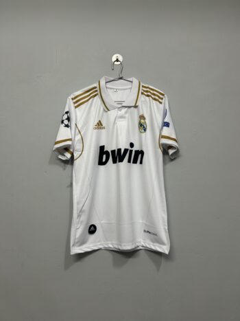 REAL MADRID (2011/2012) AWAY KIT HALF SLEEVE MODEL (RONALDO)